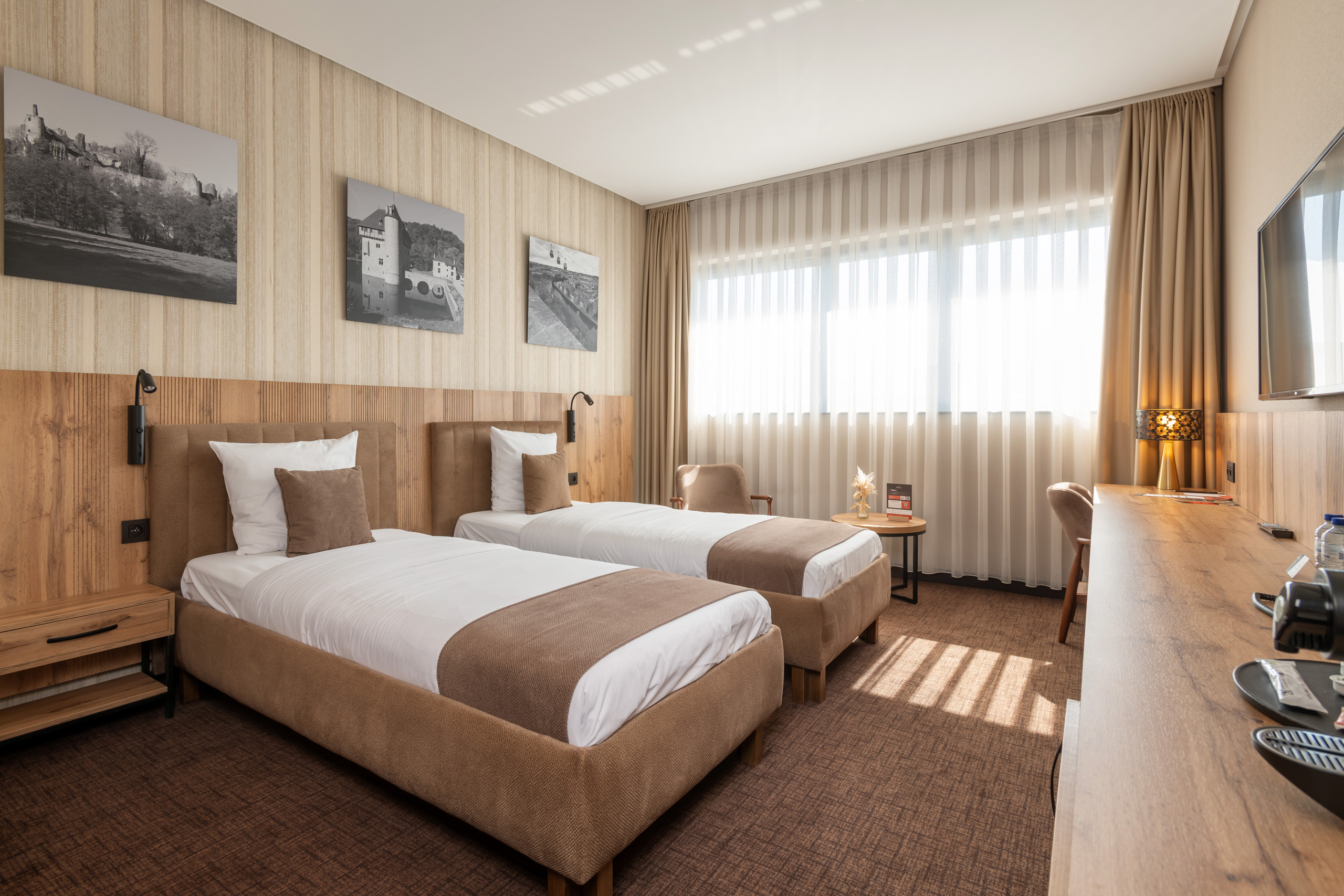 Hotel le 830 